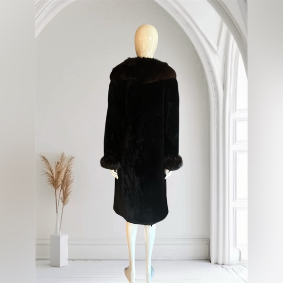 BORGFUR Black Fur-Trimmed Women's Coat by Lou Nierenberg GUC - Picture 3 of 15